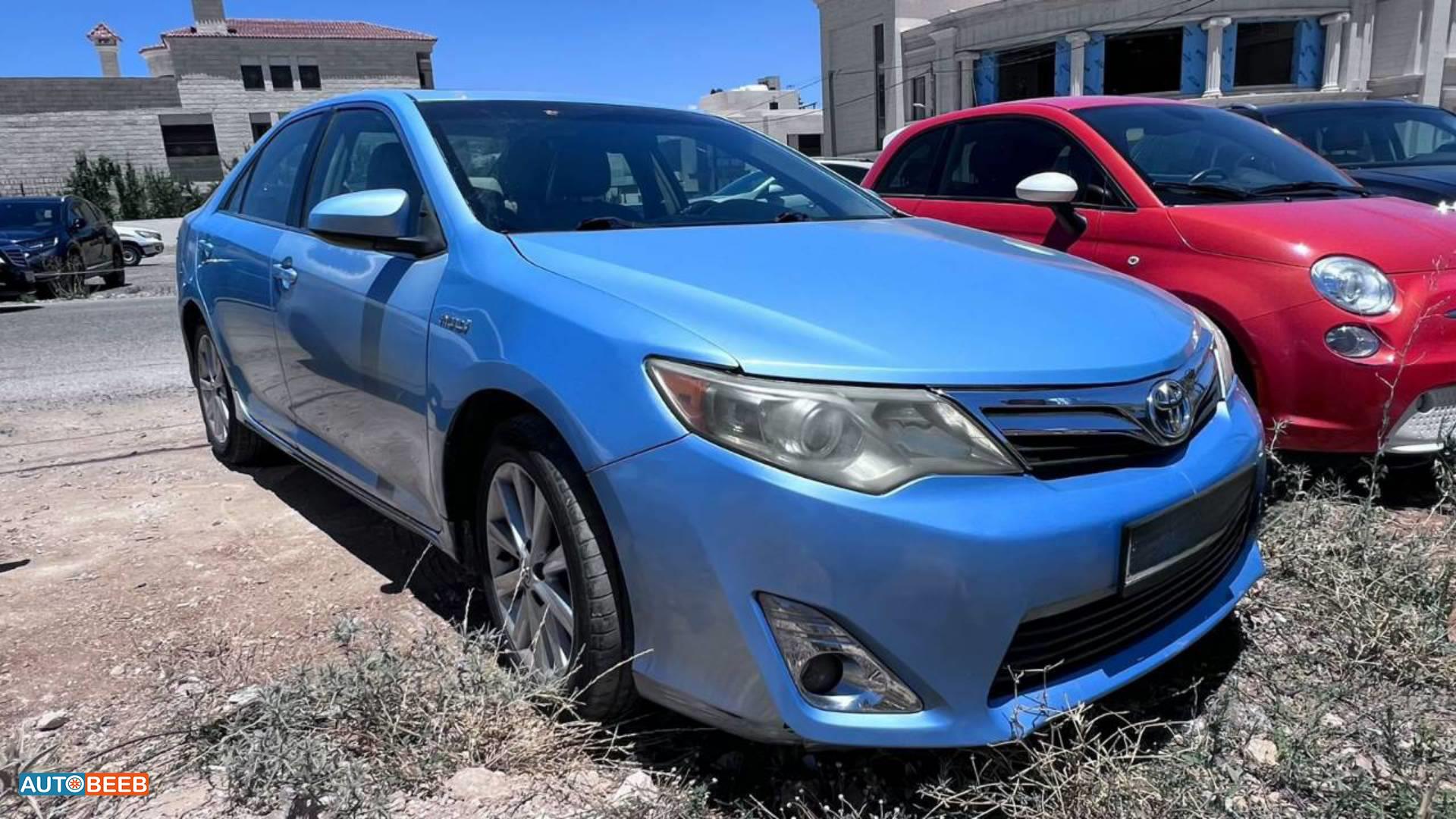 تويوتا كامري 2012