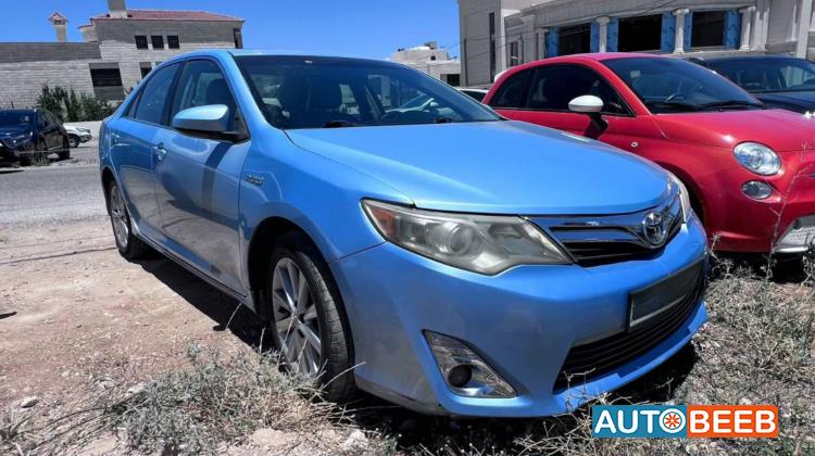 تويوتا كامري 2012