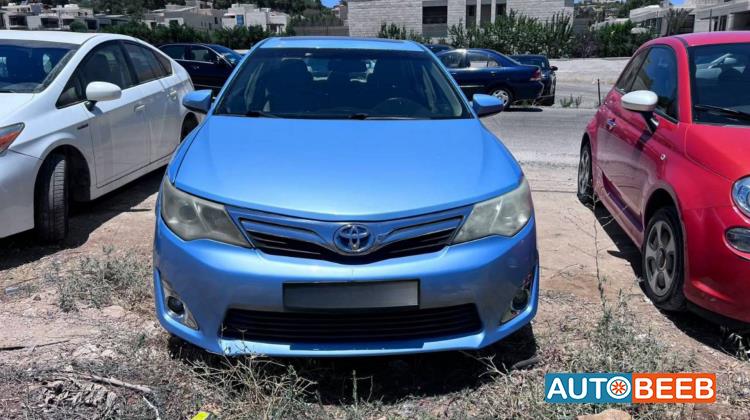 تويوتا كامري 2012