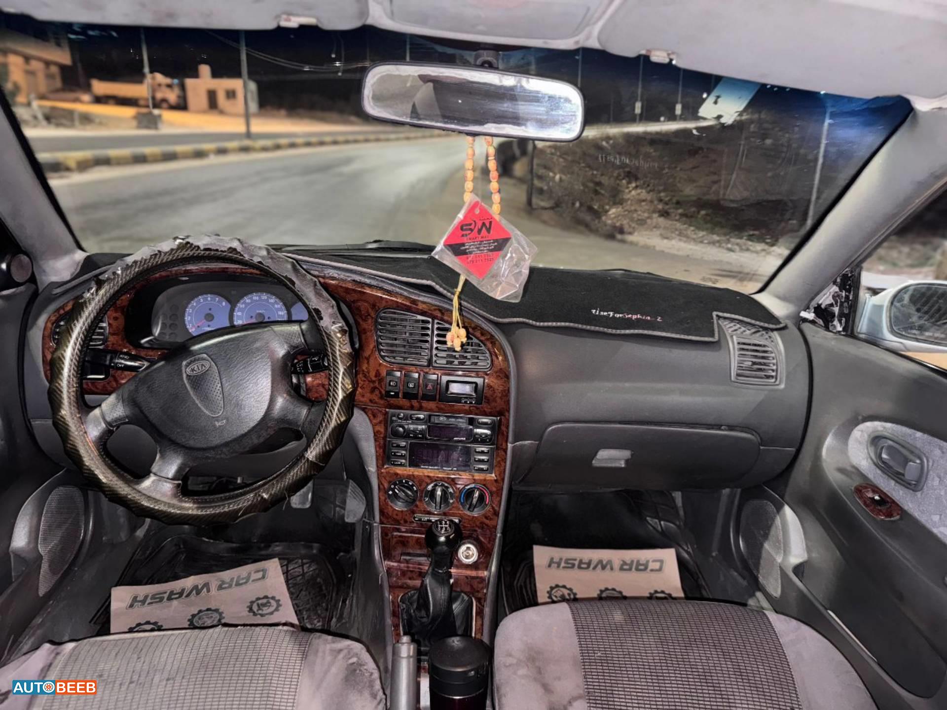 كيا سبكترا 2000