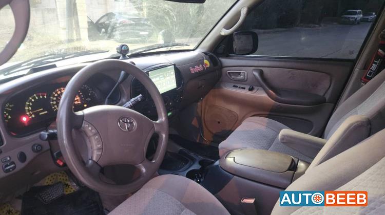 Toyota Tundra 2004