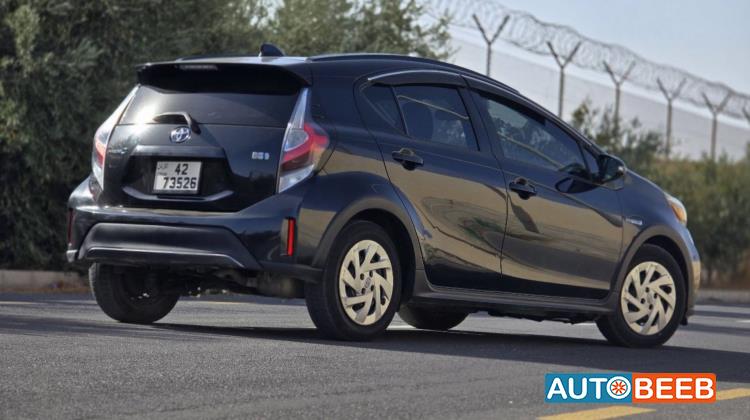 Toyota Prius C 2018