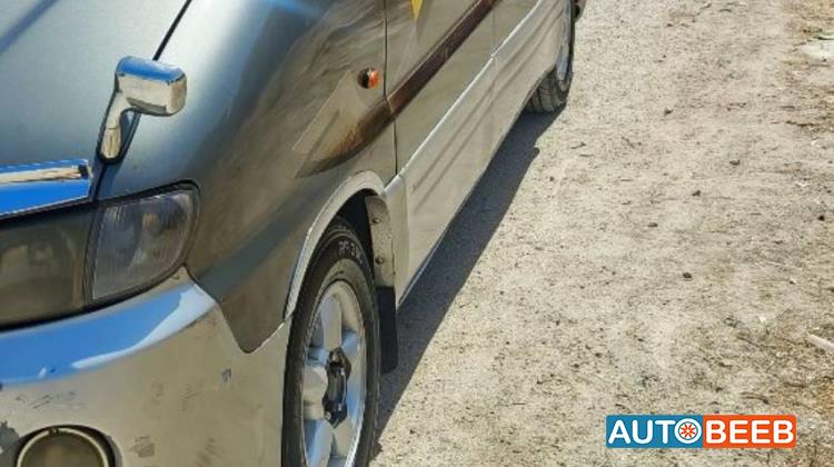 Minivan Hyundai 2002