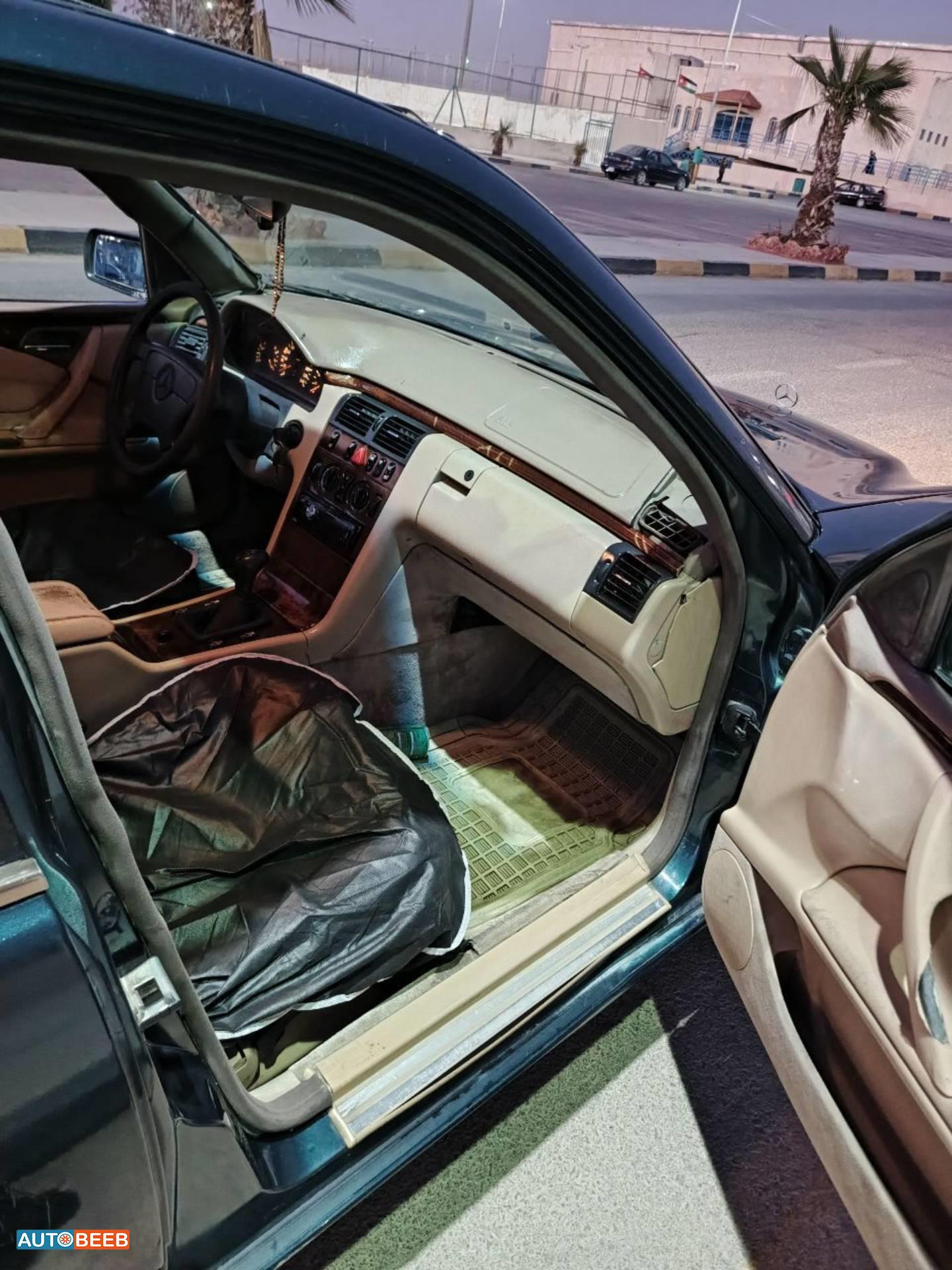 مرسيدس بنز C200 1996