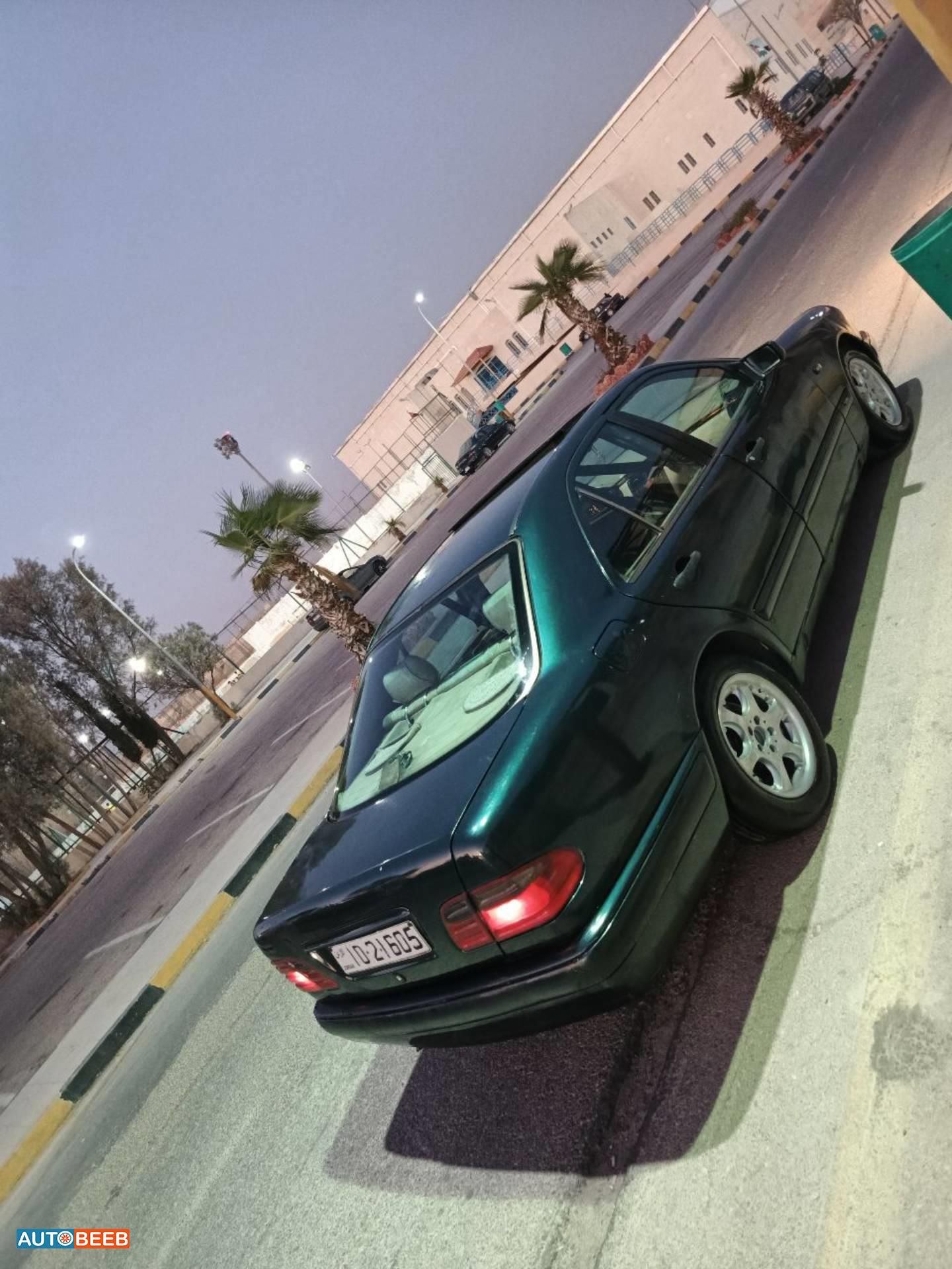 مرسيدس بنز C200 1996