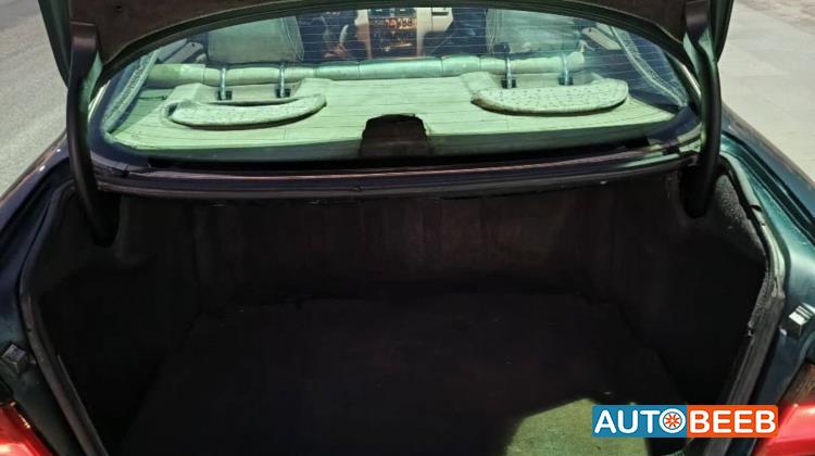 مرسيدس بنز C200 1996