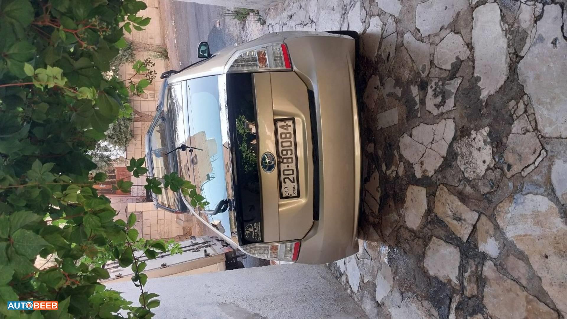 تويوتا بريوس 2010