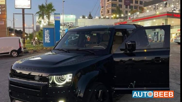 Land Rover Defender 2024