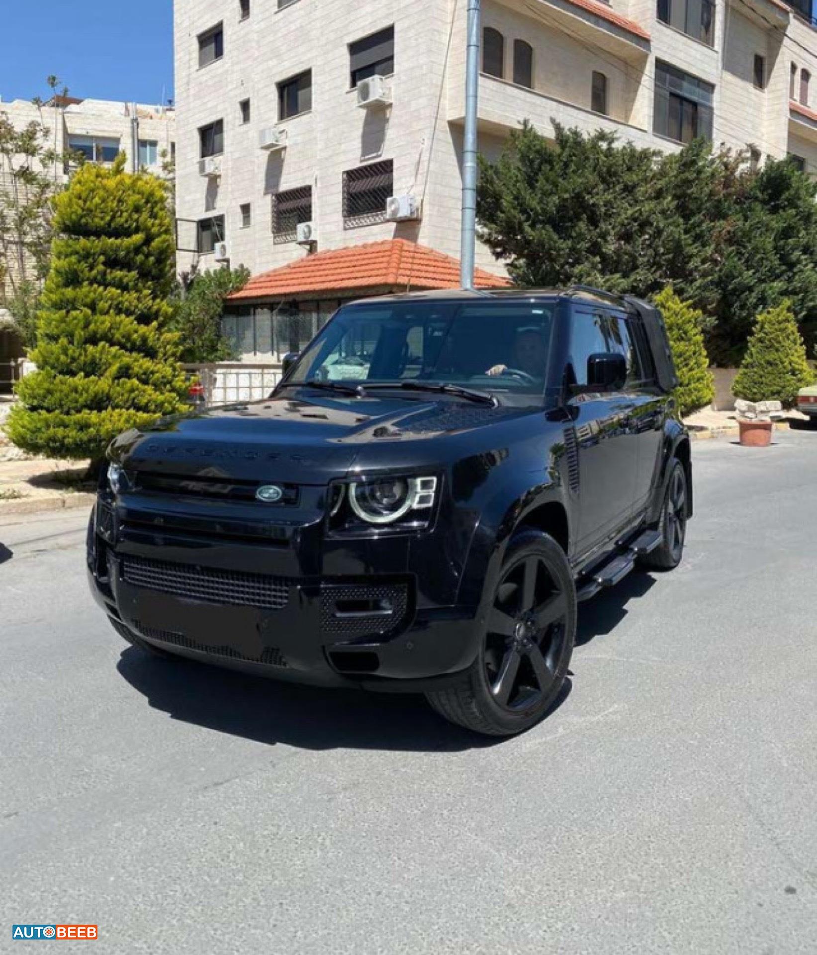 Land Rover Defender 2024