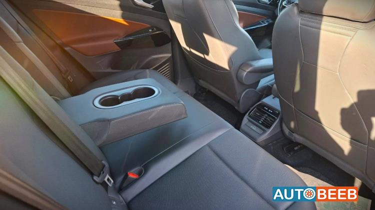 فولكس فاجن ID 4 2022