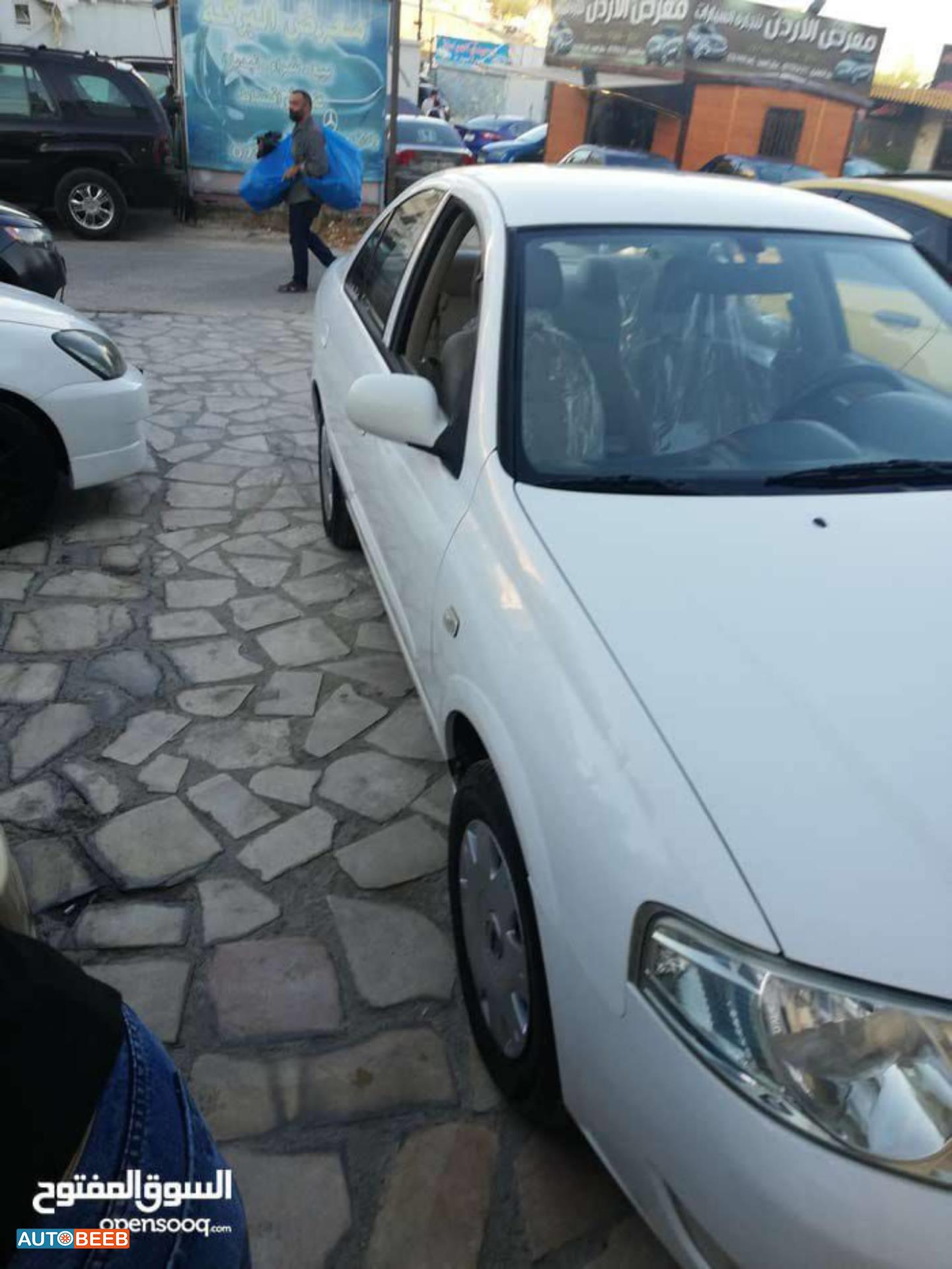 نيسان صني 2011