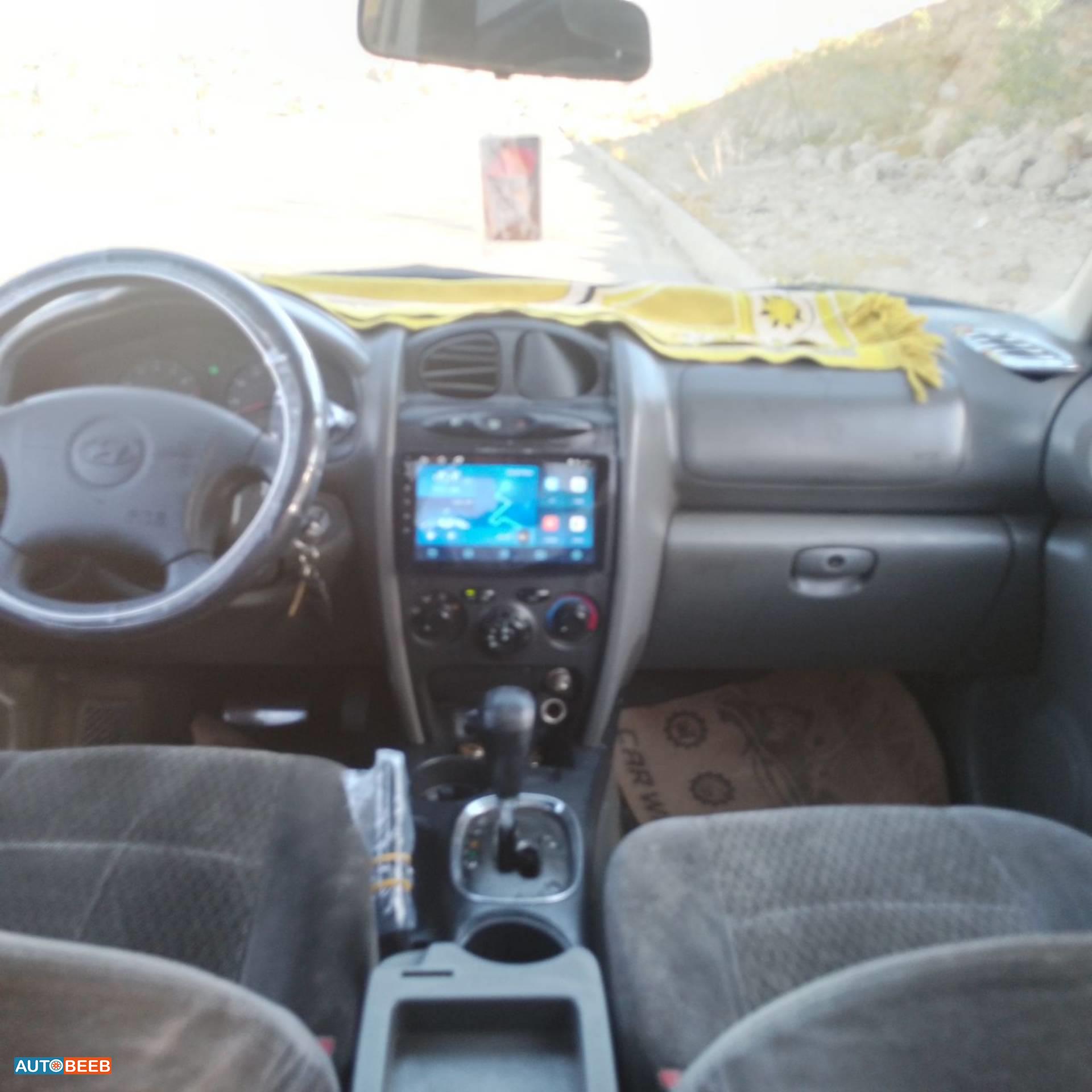 Hyundai Grand Santa Fe 2002