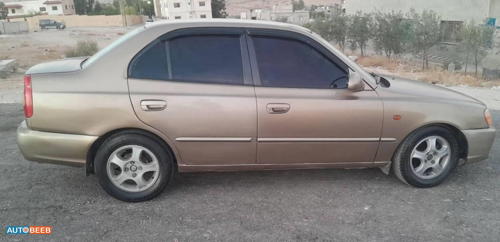 هيونداي فيرنا 2002