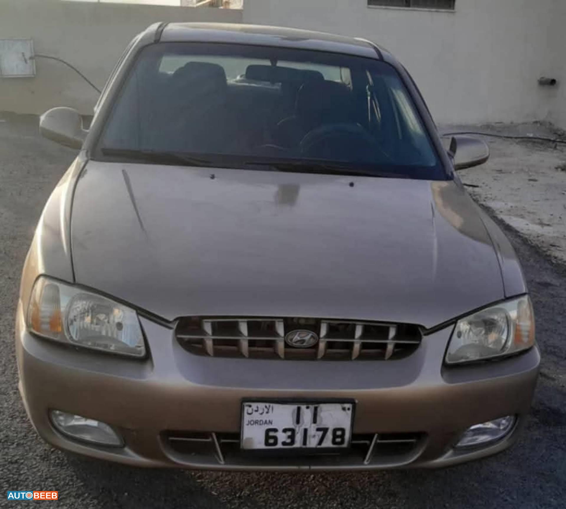 هيونداي فيرنا 2002