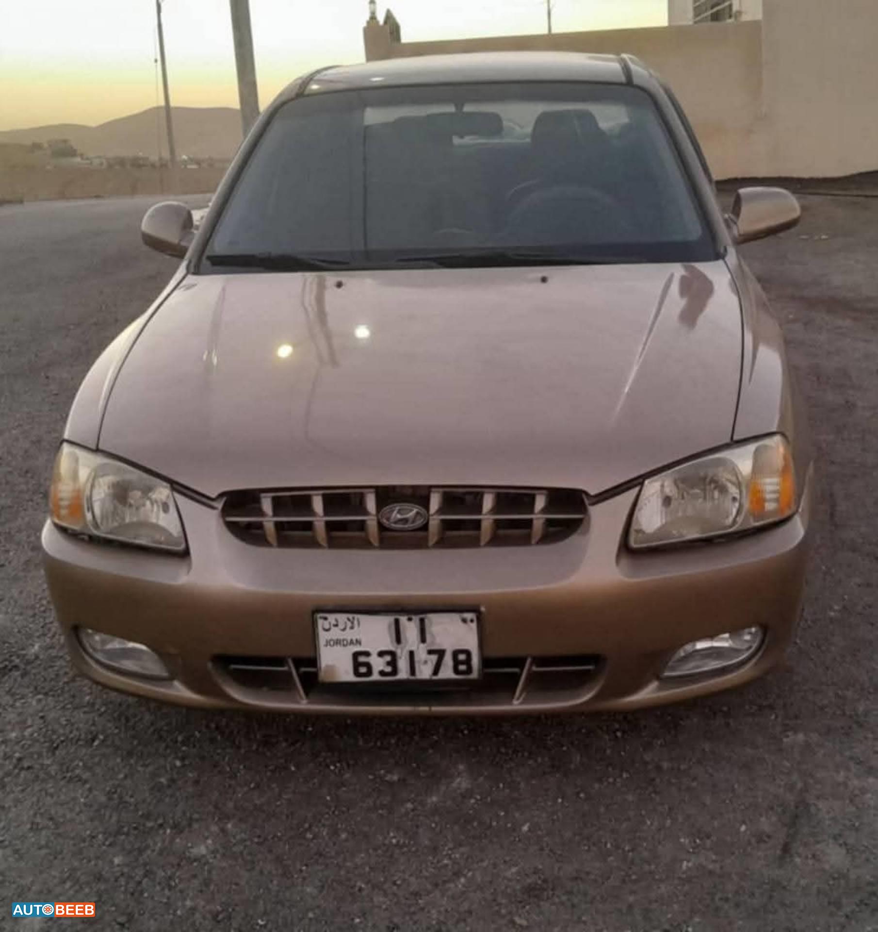 هيونداي فيرنا 2002