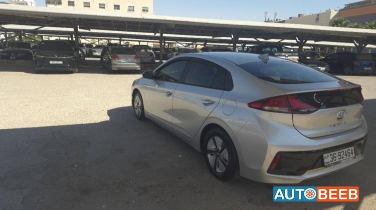 هيونداي ايونيك 2017