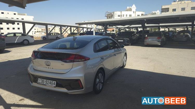 هيونداي ايونيك 2017