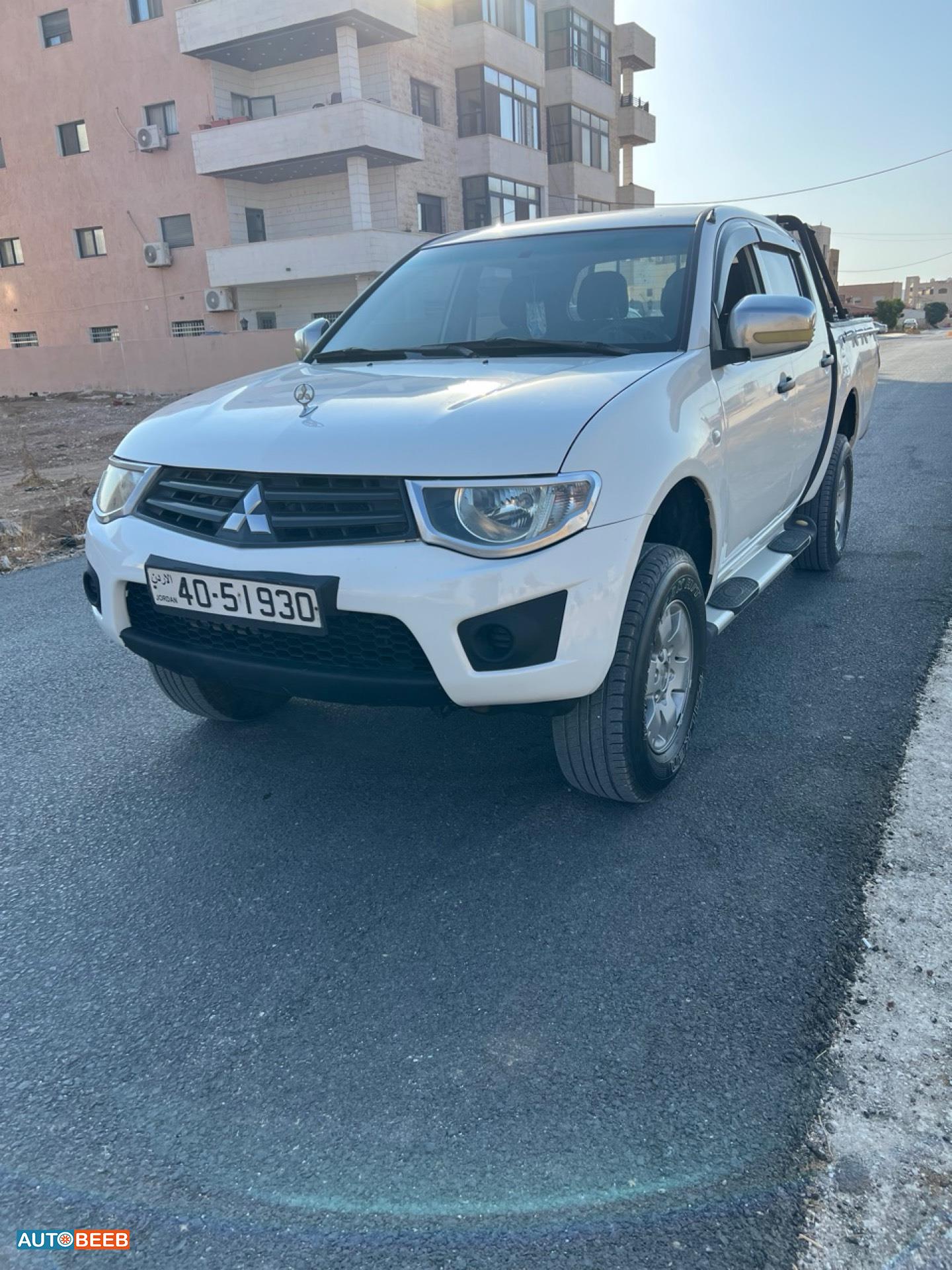 Mitsubishi L200 2013