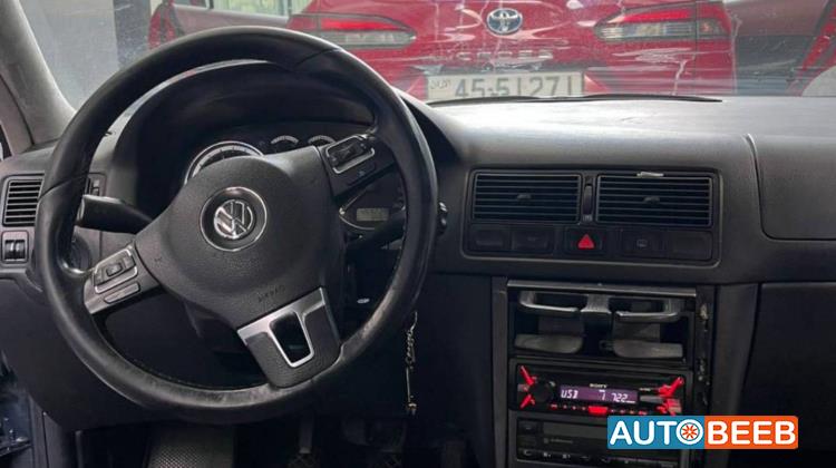 فولكس فاجن جولف MK 2003