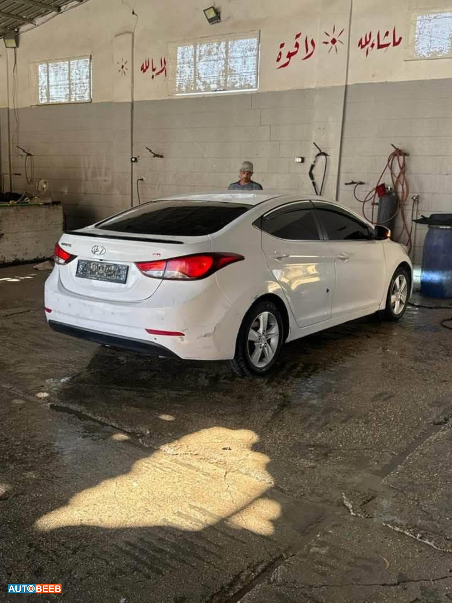 هيونداي افانتي 2016