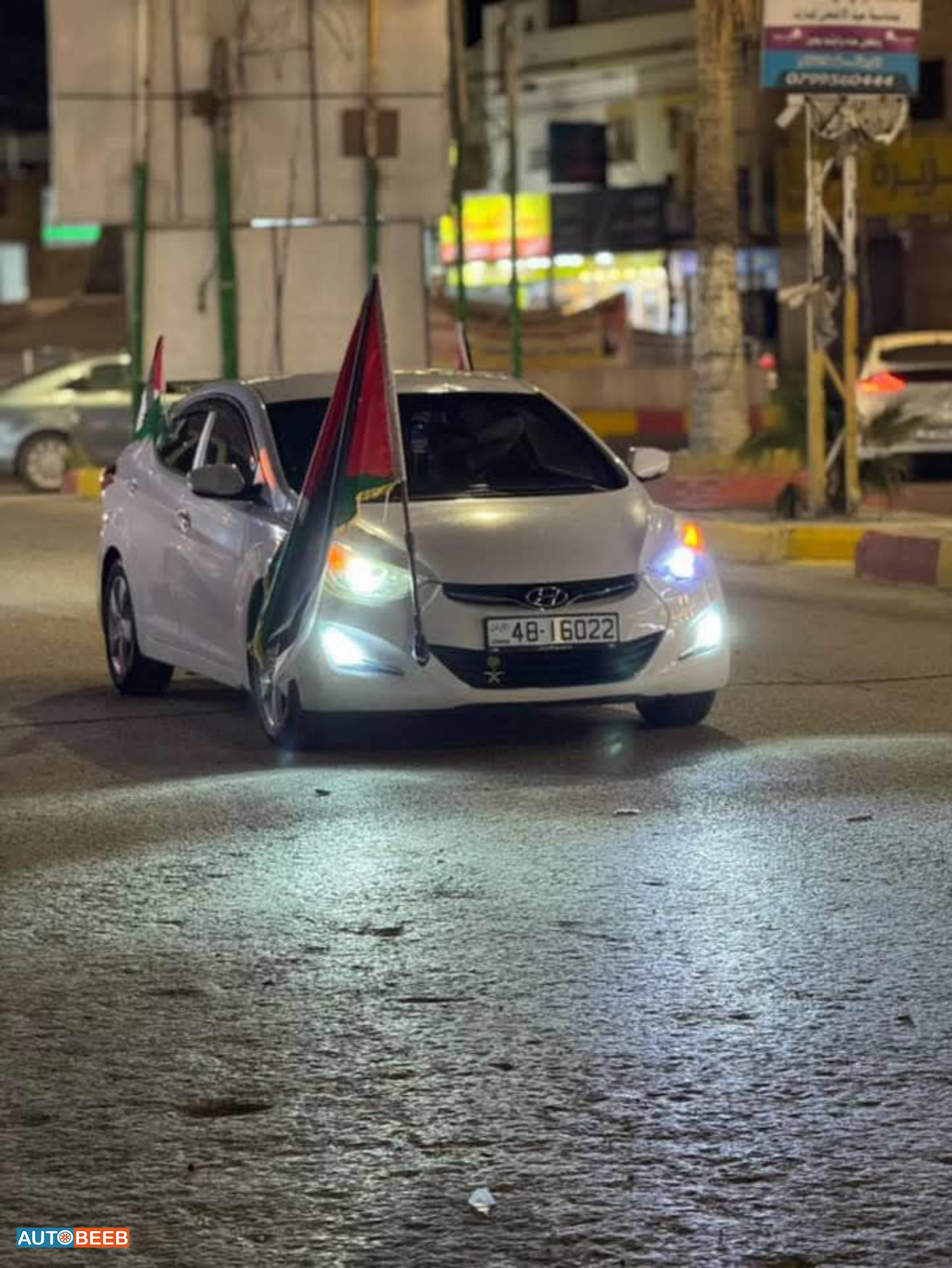 هيونداي افانتي 2016