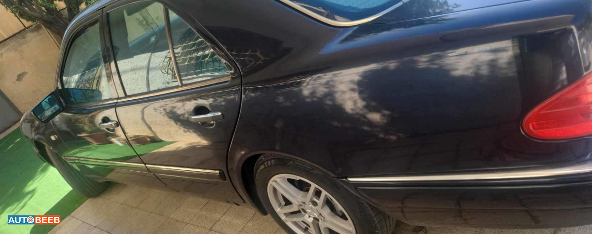 Mercedes Benz E200 1998