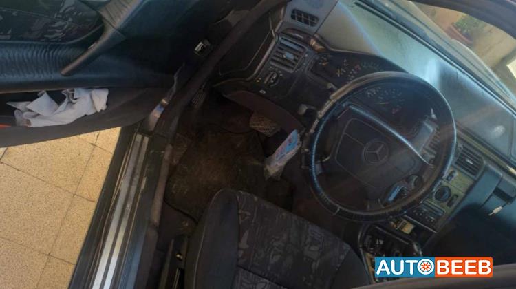 Mercedes Benz E200 1998