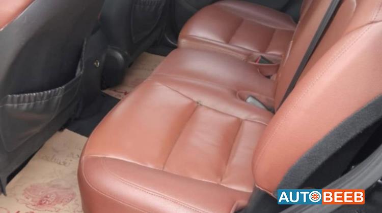 Hyundai Santa Fe 2013