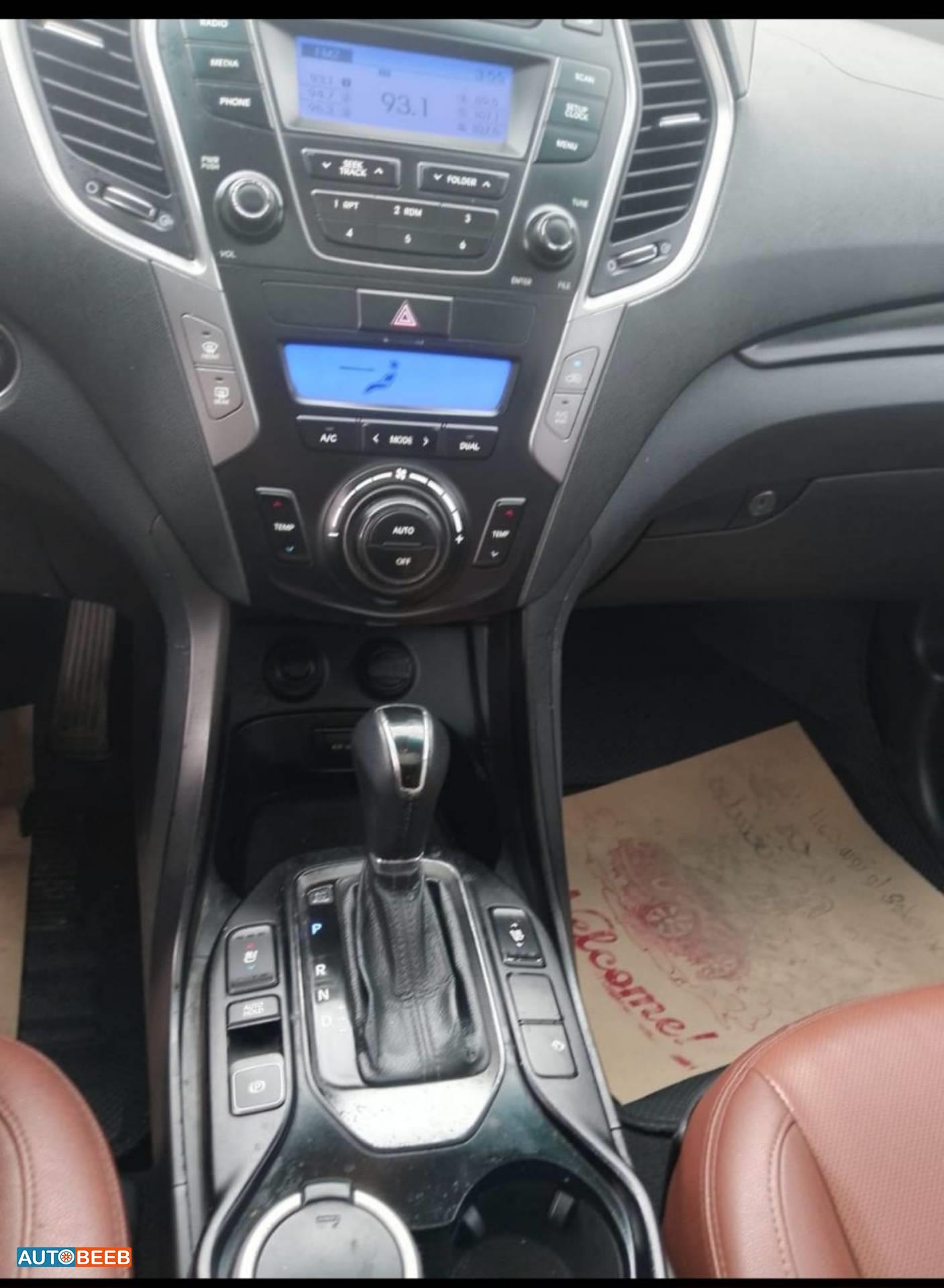 Hyundai Santa Fe 2013