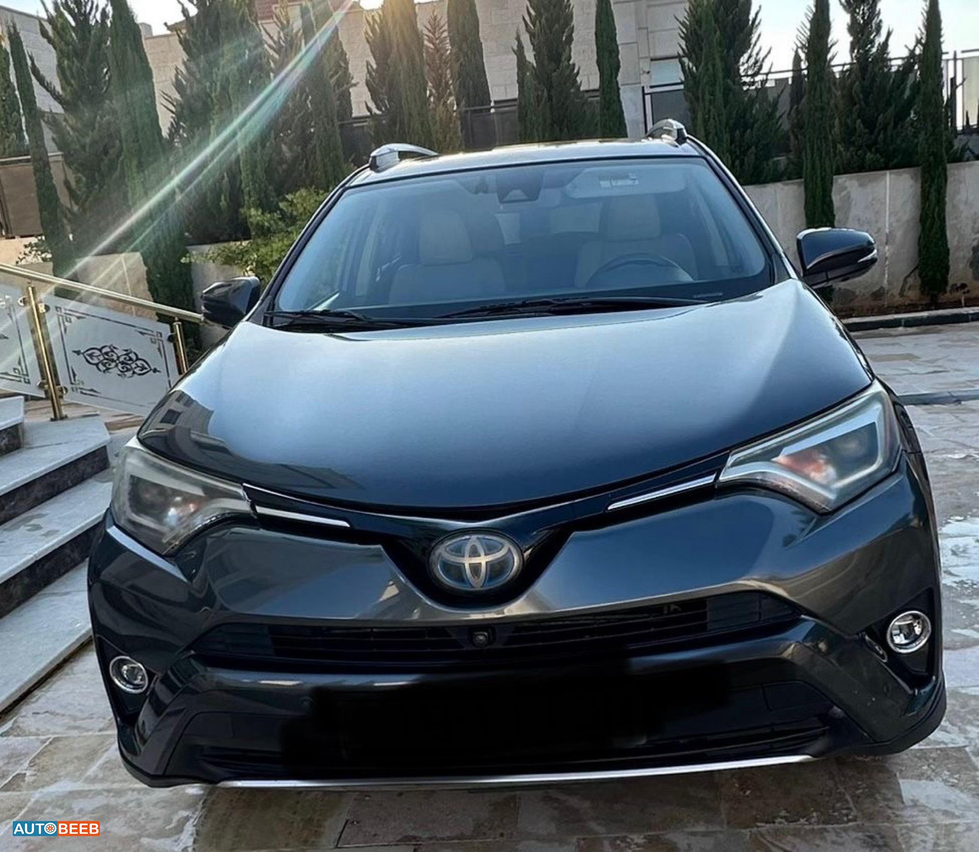 Toyota RAV4 2016
