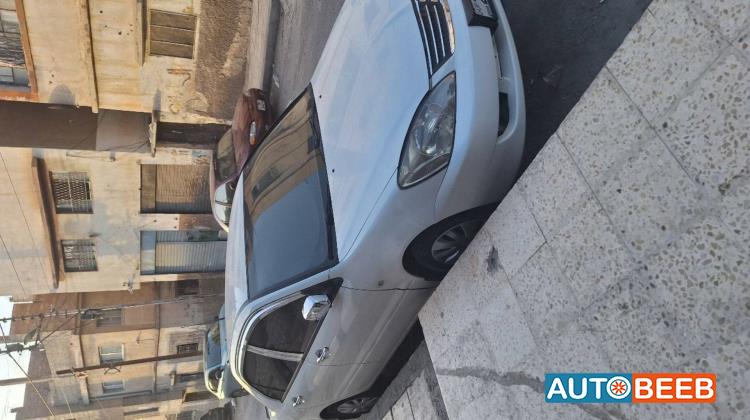 ميتسوبيشي لانسر 2011