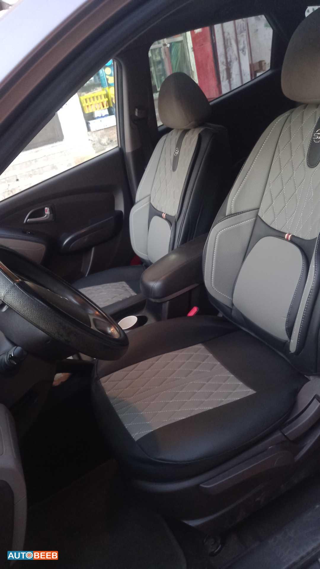 هيونداي توسان 2011