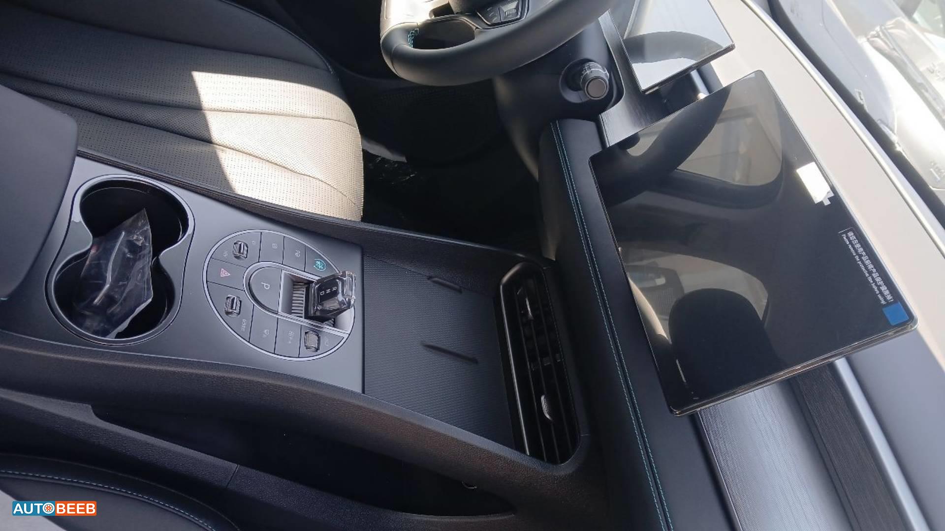 بي واي دي  2025