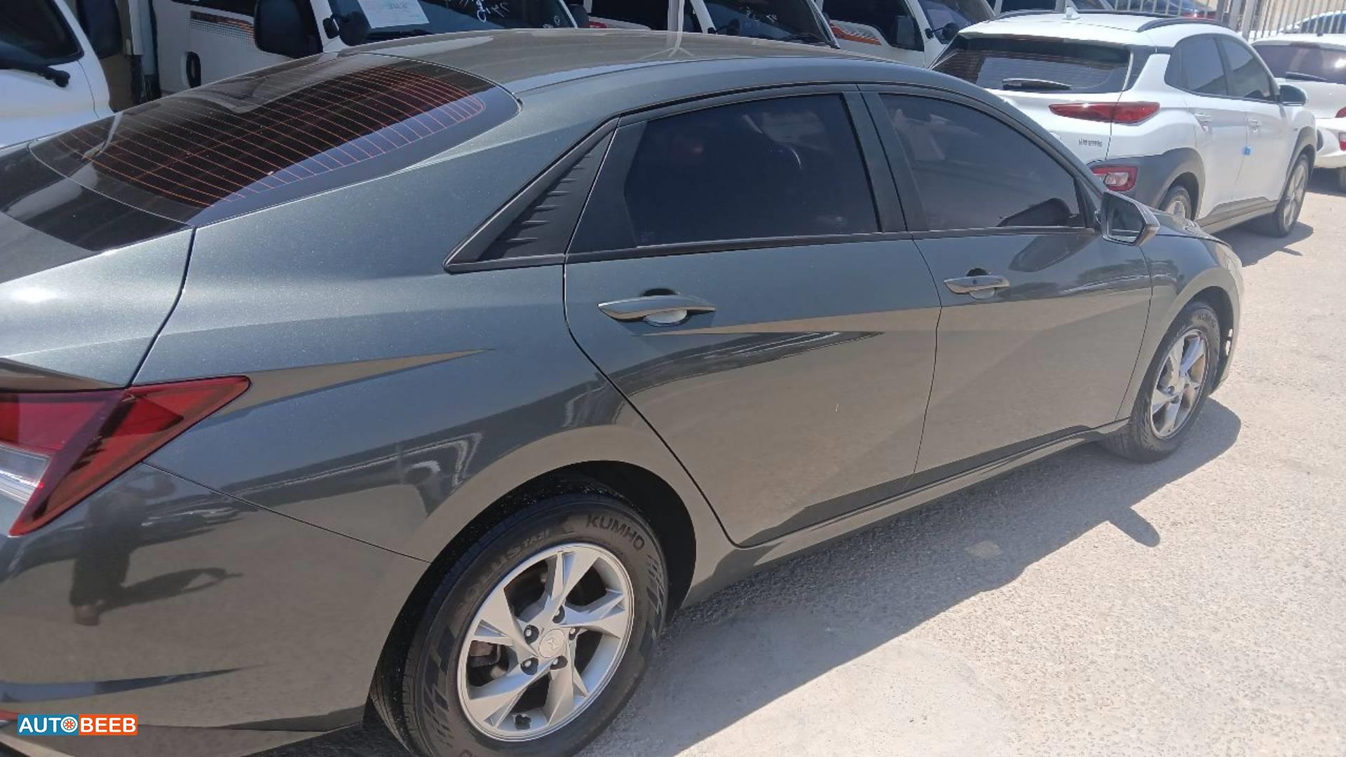 هيونداي افانتي 2021