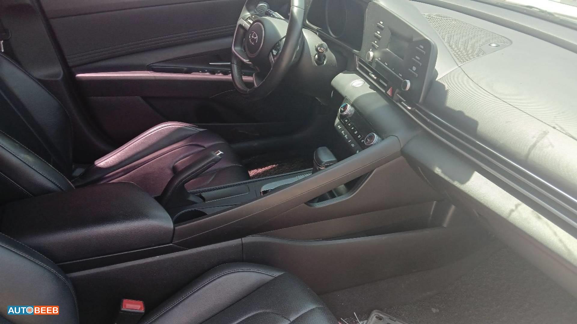 هيونداي افانتي 2021