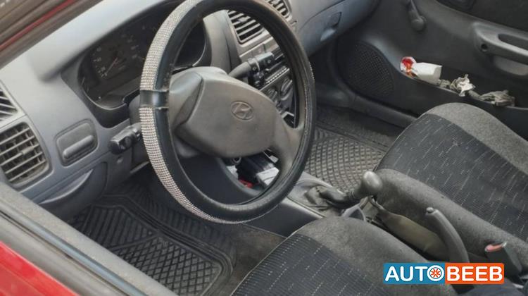 هيونداي اكسنت 2001