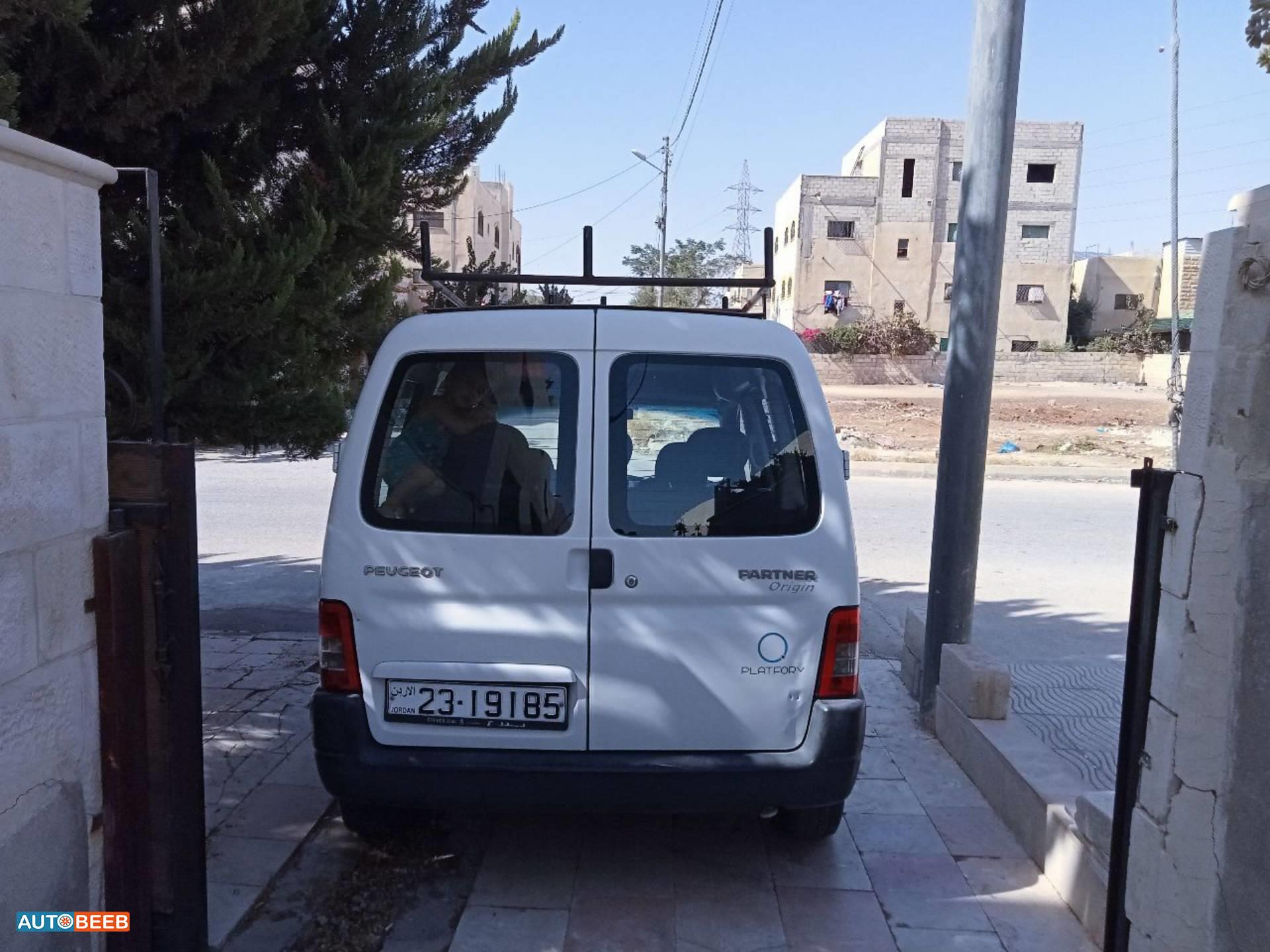 بيجو بارتنر 2012