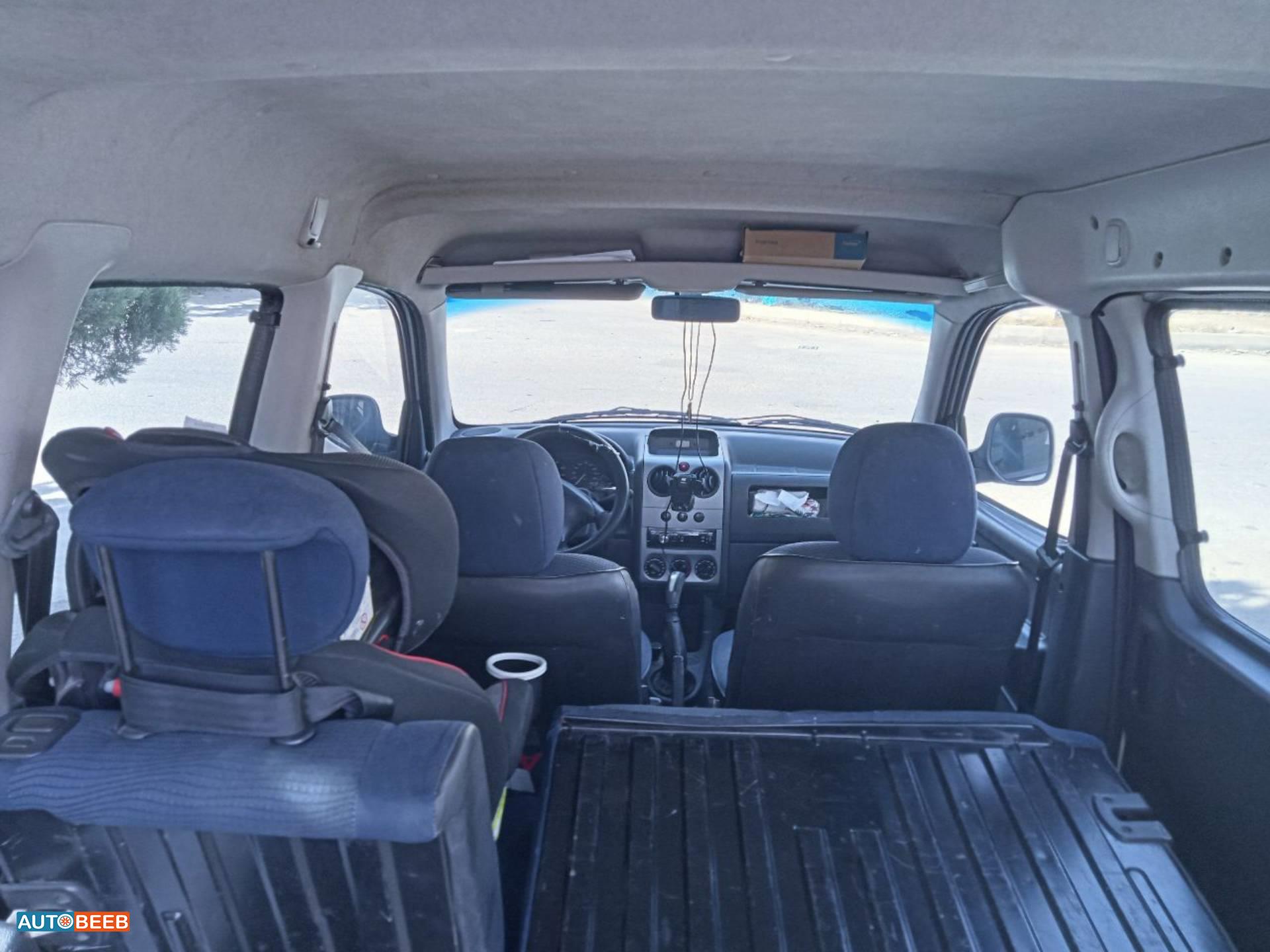 بيجو بارتنر 2012