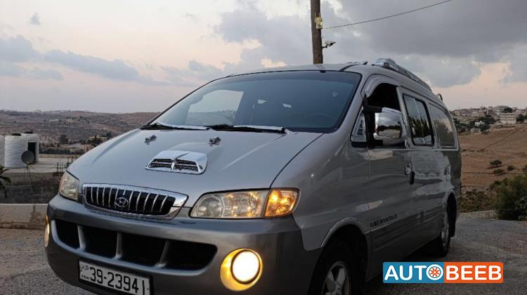 Minibus Hyundai 2003