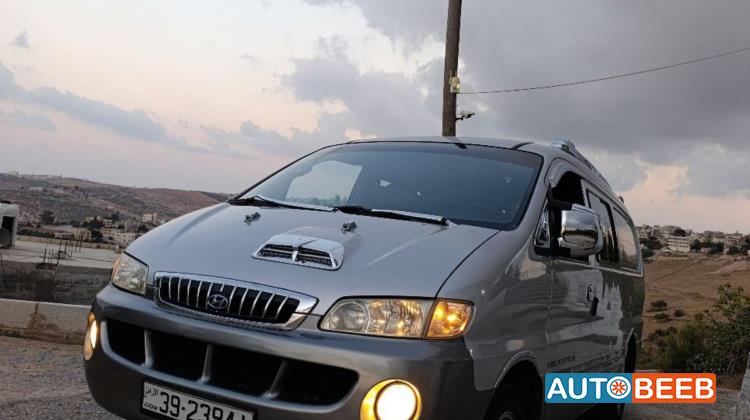 Minibus Hyundai 2003