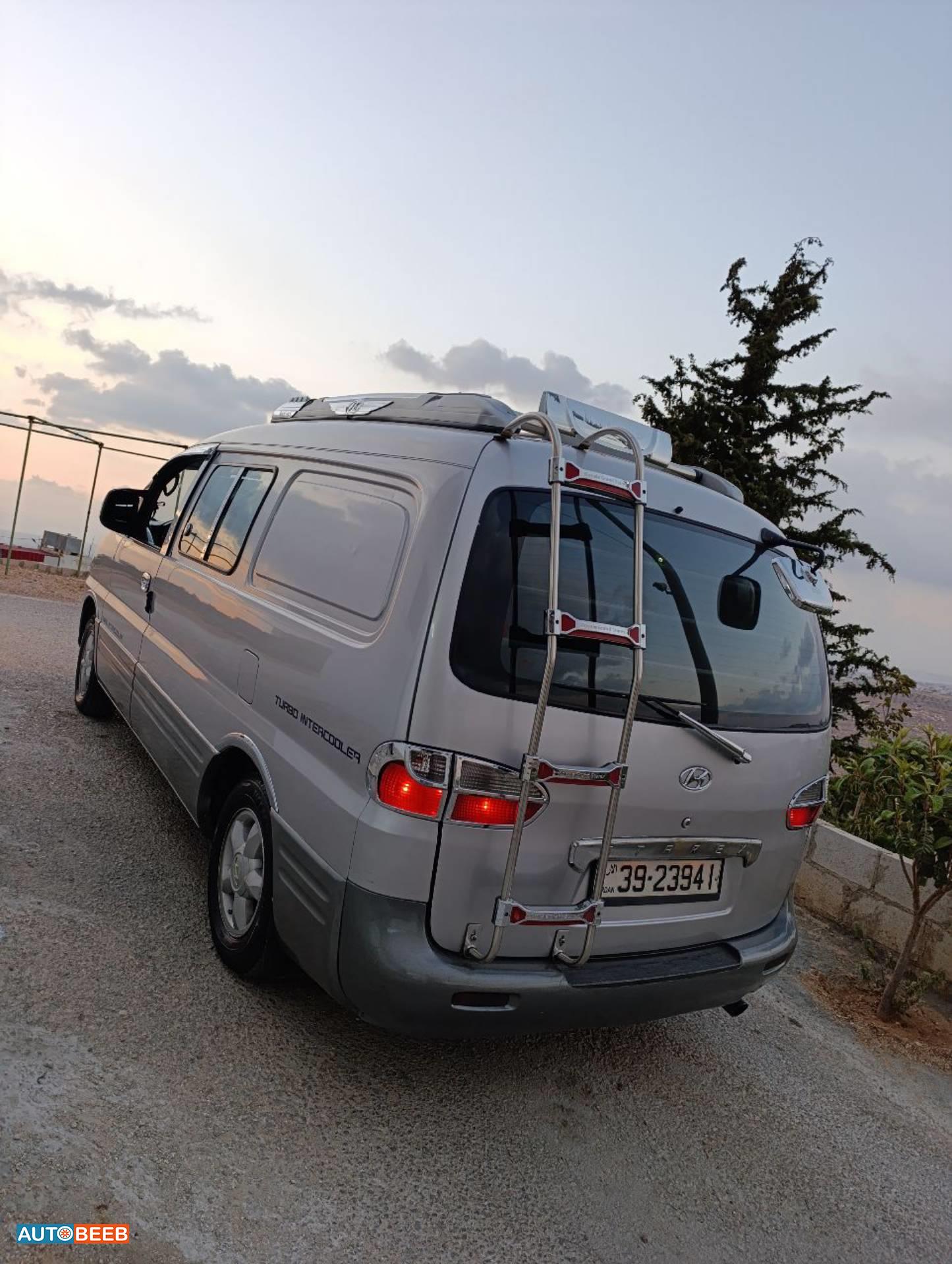 Minibus Hyundai 2003