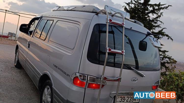 Minibus Hyundai 2003