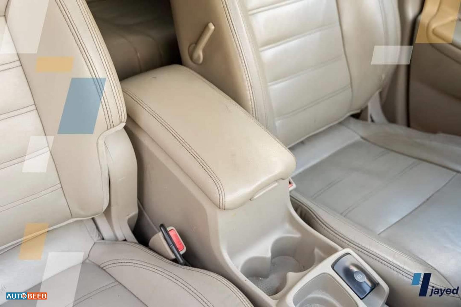 رينو كوليوس 2013