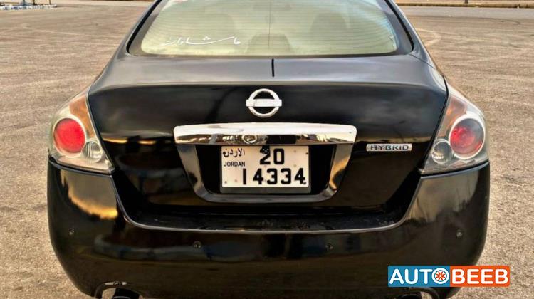 Nissan Altima 2010
