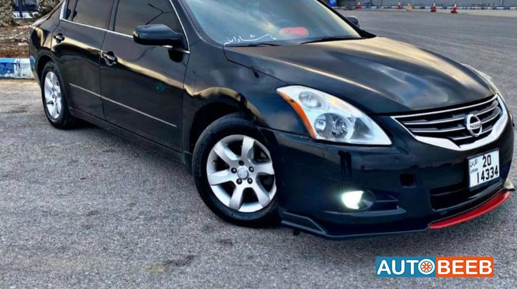 Nissan Altima 2010