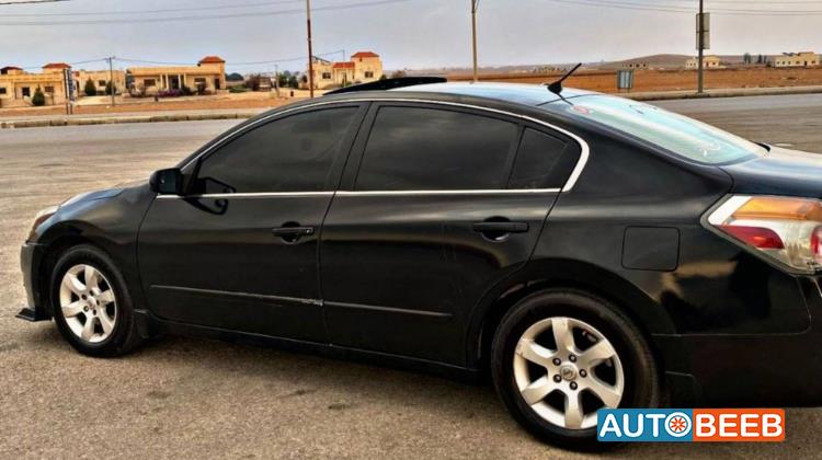 Nissan Altima 2010