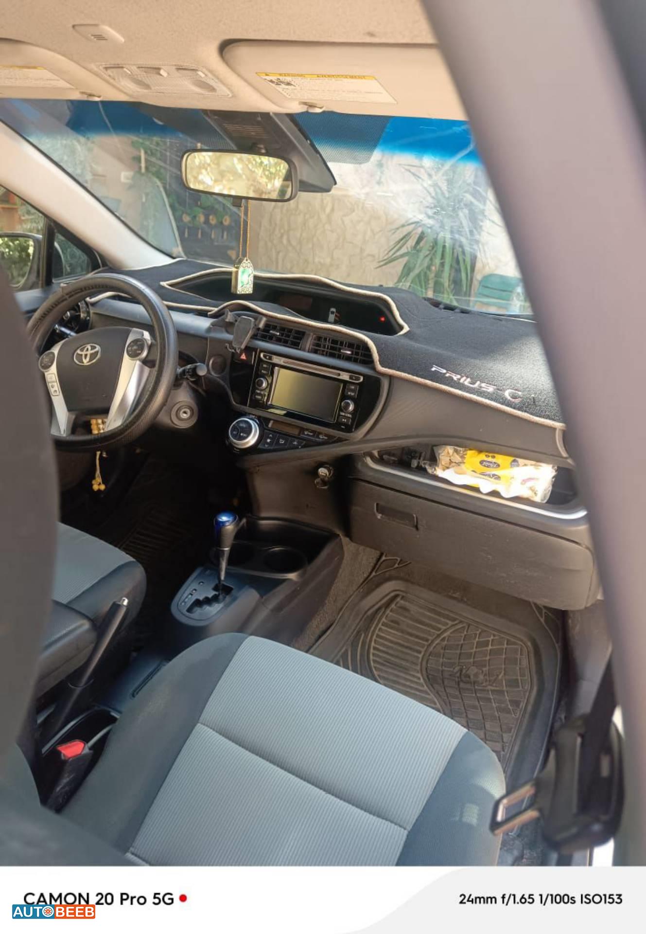 تويوتا بريوس سي 2017