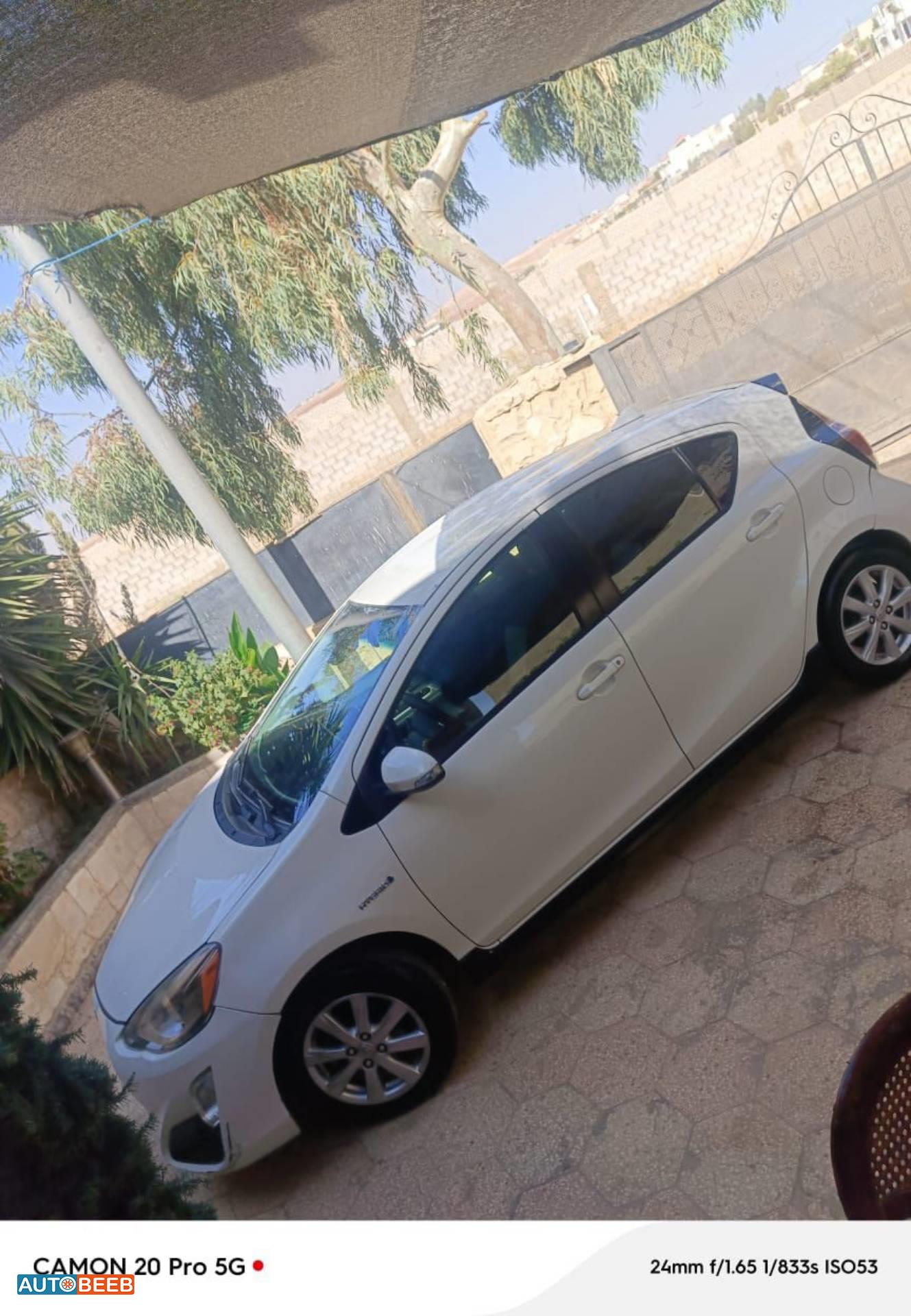 تويوتا بريوس سي 2017