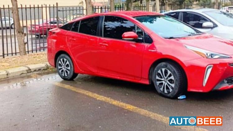 تويوتا بريوس 2019