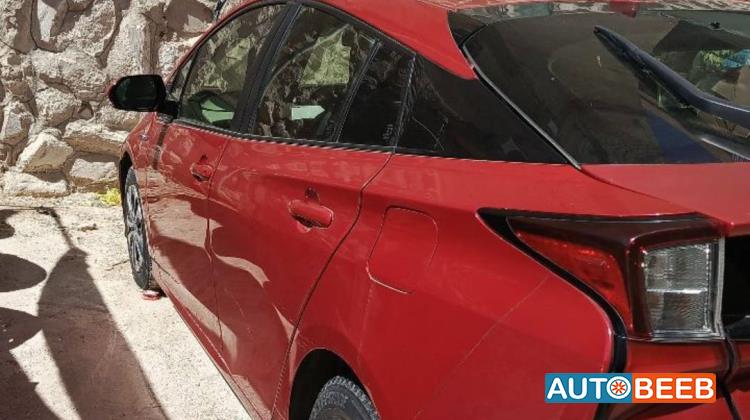 تويوتا بريوس 2019